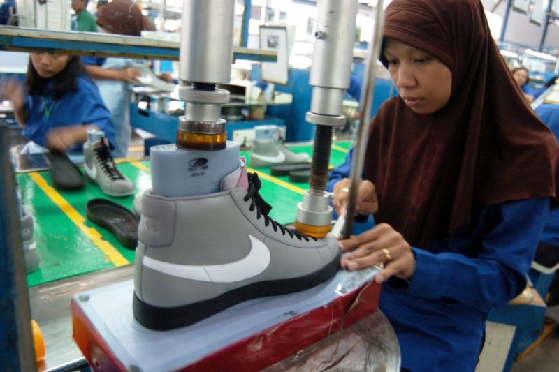 Pabrik Sepatu Lokal